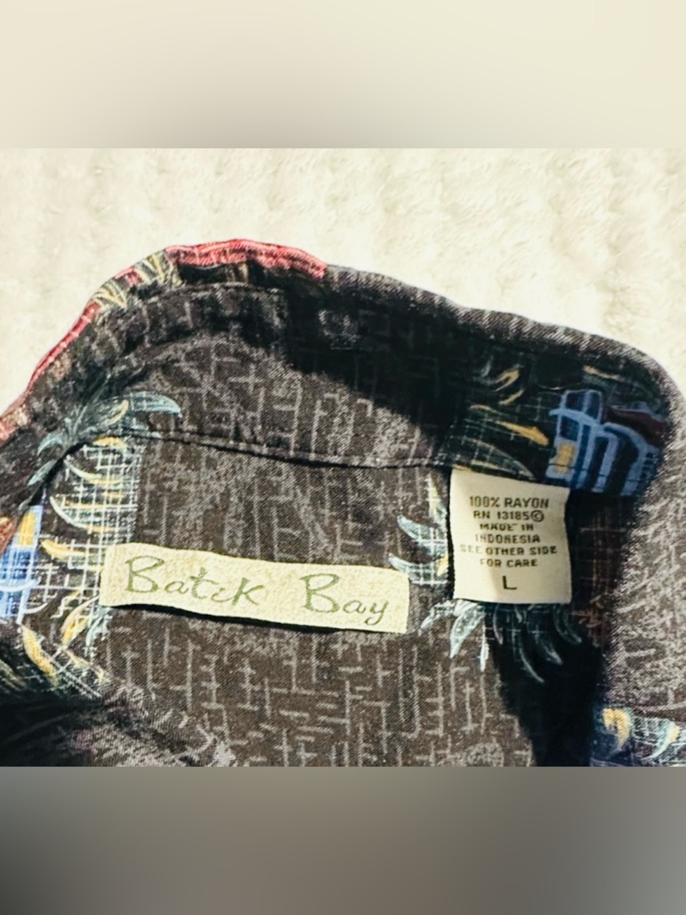 Batik Bay Vacation Men's Tropical Print Black Shirt, Size L - Picture 2 of 6